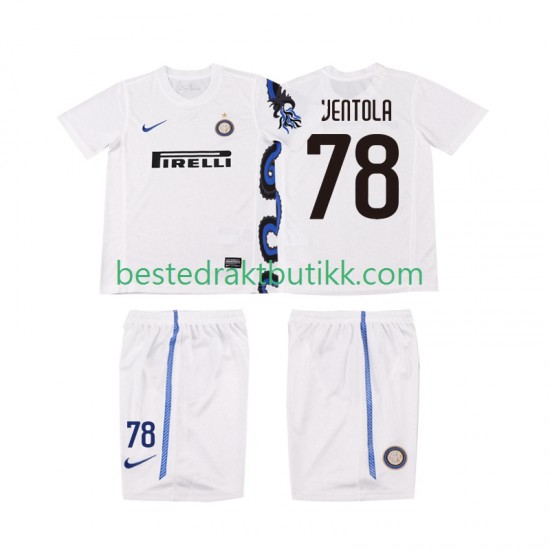 Fotballdrakter Inter Milan VENTOLA 78 Retro Bortedraktsett 2011 2010 Kortermet til Barn