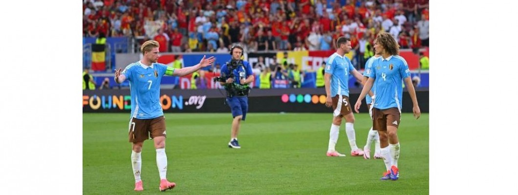 Belgia rykker opp, men blir bulet av fansen