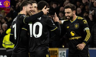 En overbevisende 4-1-seier sendte Manchester United inn i topp 6