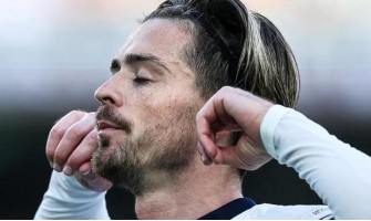 Irske fans håner Grealish og Rice