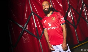 Ny spiller bruker Manchester Uniteds drakt nr. 19